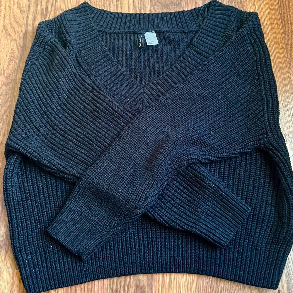 Knitted sweater - Picture 2 of 8